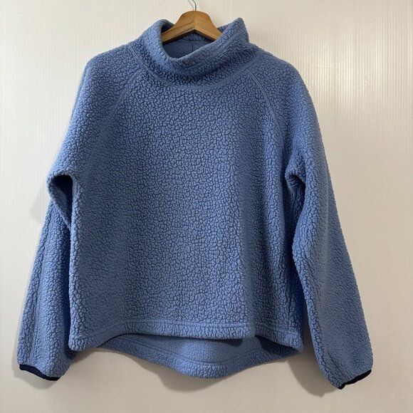 L.L. Bean Sweaters - LL Bean Outdoor Sherpa Pullover M Long Sleeve Pullover Sweater Light Blue Women